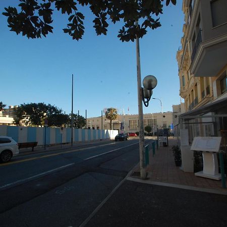 Charmant 2P Moderne Avec Terrasse, Parking Prive, En Plein Centre De Menton, A 2 Pas De La Mer - Fr-1-196-200 Exteriér fotografie